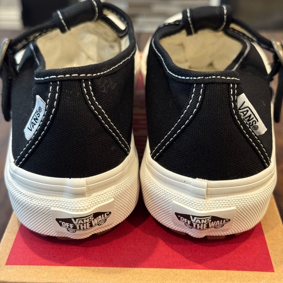 Vans Mary Jane Sneaker - Picture 4 of 13